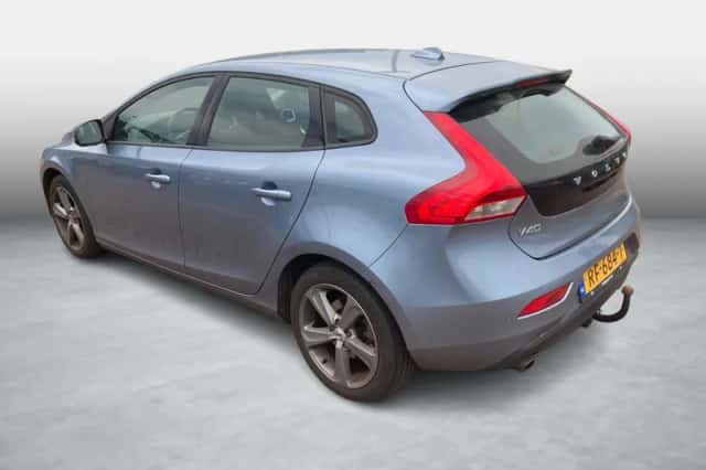 Volvo V40 (2017) thumbnail 4