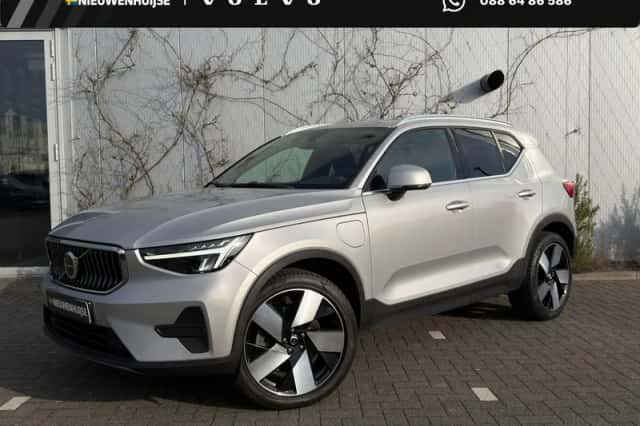 Volvo XC40 (2022) thumbnail 1