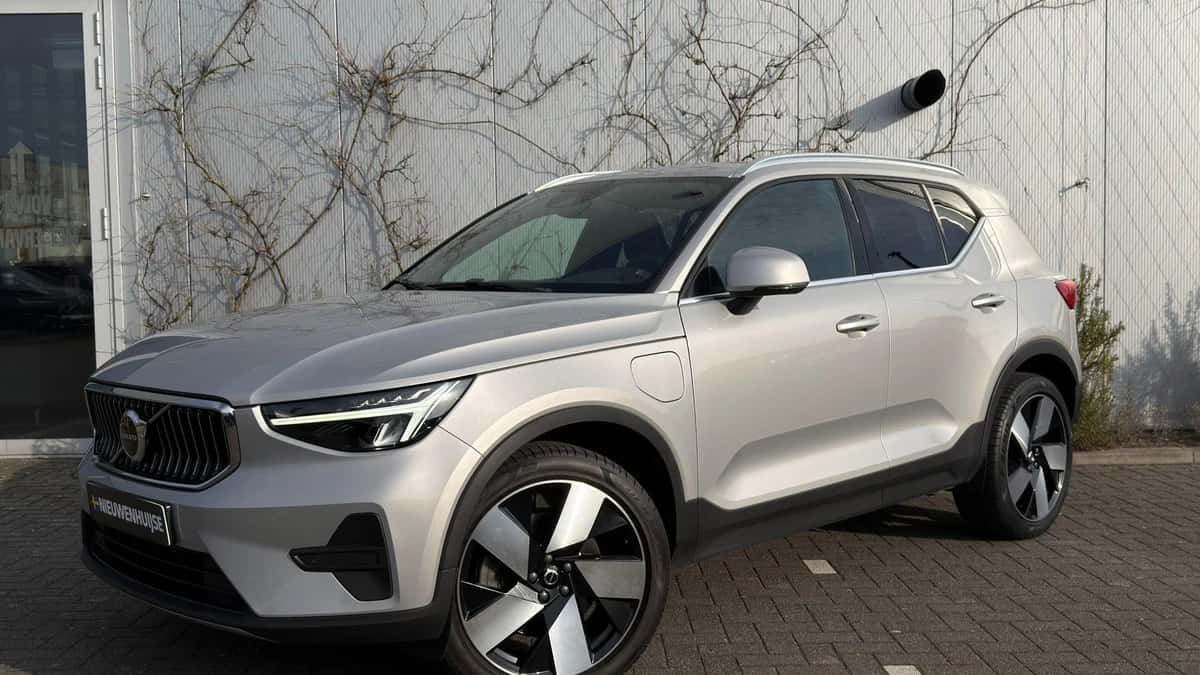 Volvo XC40 — foto 1