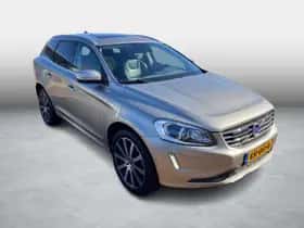 Volvo XC60 thumbnail 3