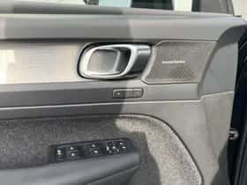 Volvo XC40 thumbnail 14
