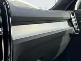 Volvo XC40 thumbnail 20
