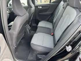 Volvo XC40 thumbnail 7