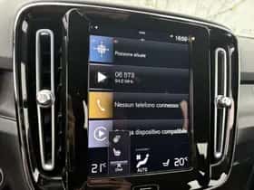 Volvo XC40 thumbnail 12