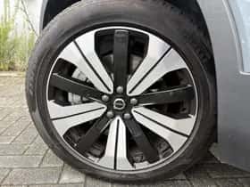 Volvo XC40 thumbnail 4