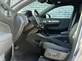 Volvo EX40 thumbnail 13