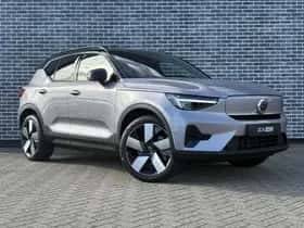Volvo EX40 thumbnail 4