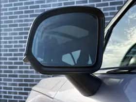 Volvo EX40 thumbnail 9