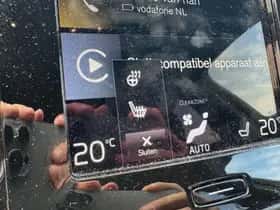 Volvo XC40 thumbnail 6