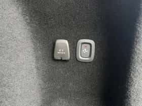 Volvo V60 (2023) thumbnail 23