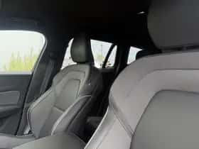 Volvo V60 (2023) thumbnail 7