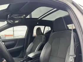 Volvo XC40 thumbnail 16