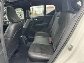 Volvo XC40 thumbnail 5