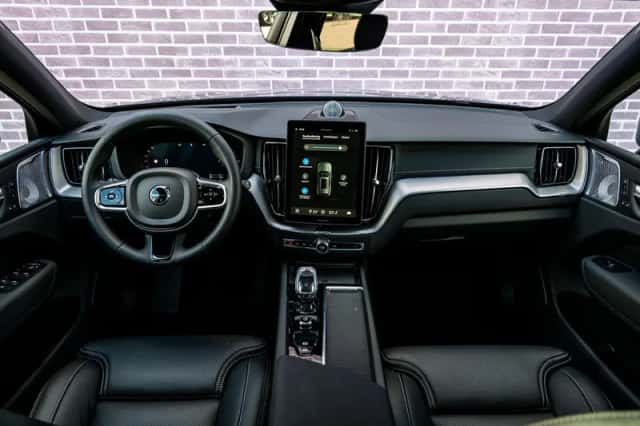 Volvo XC60 (2026) thumbnail 5