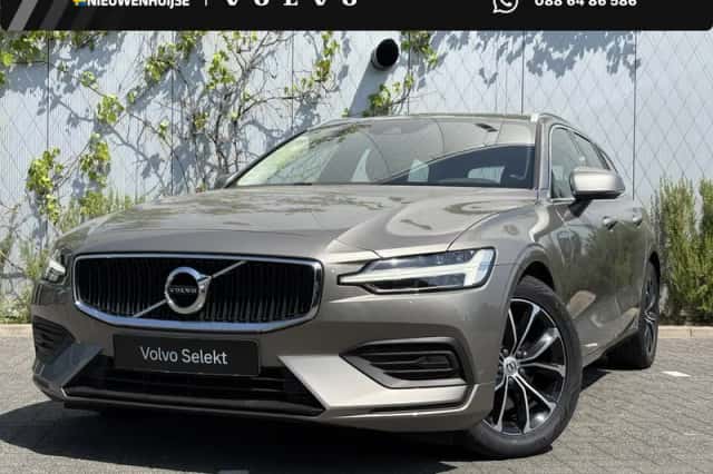 Volvo V60 (2021) thumbnail 1