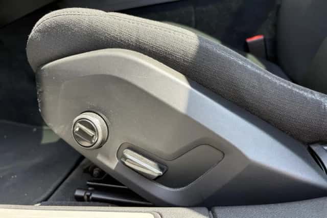 Volvo V60 (2021) thumbnail 6