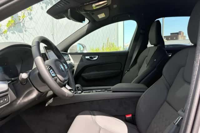 Volvo XC60 (2026) thumbnail 5