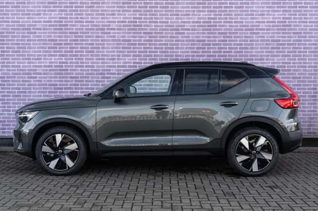 Volvo EX40 (2026) thumbnail 4