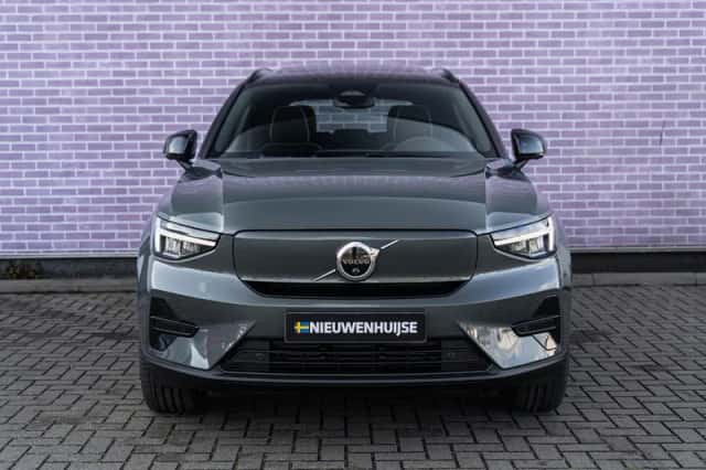 Volvo EX40 (2026) thumbnail 5