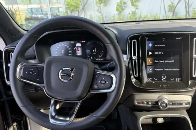 Volvo XC40 (2022) thumbnail 6