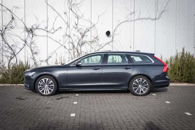 Volvo V90 (2020) thumbnail 4