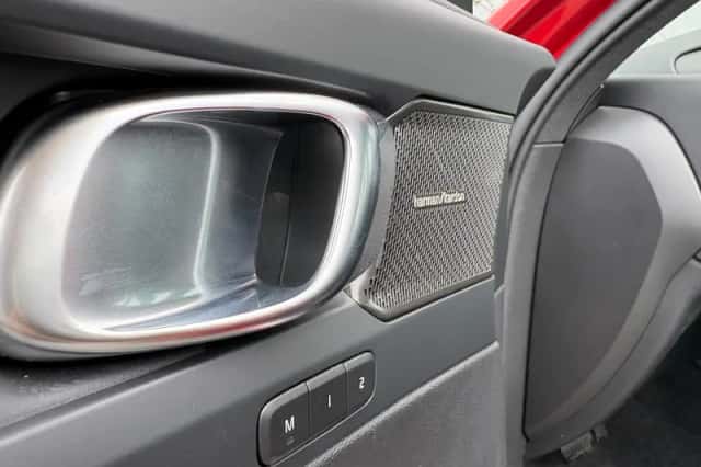 Volvo C40 (2023) thumbnail 5