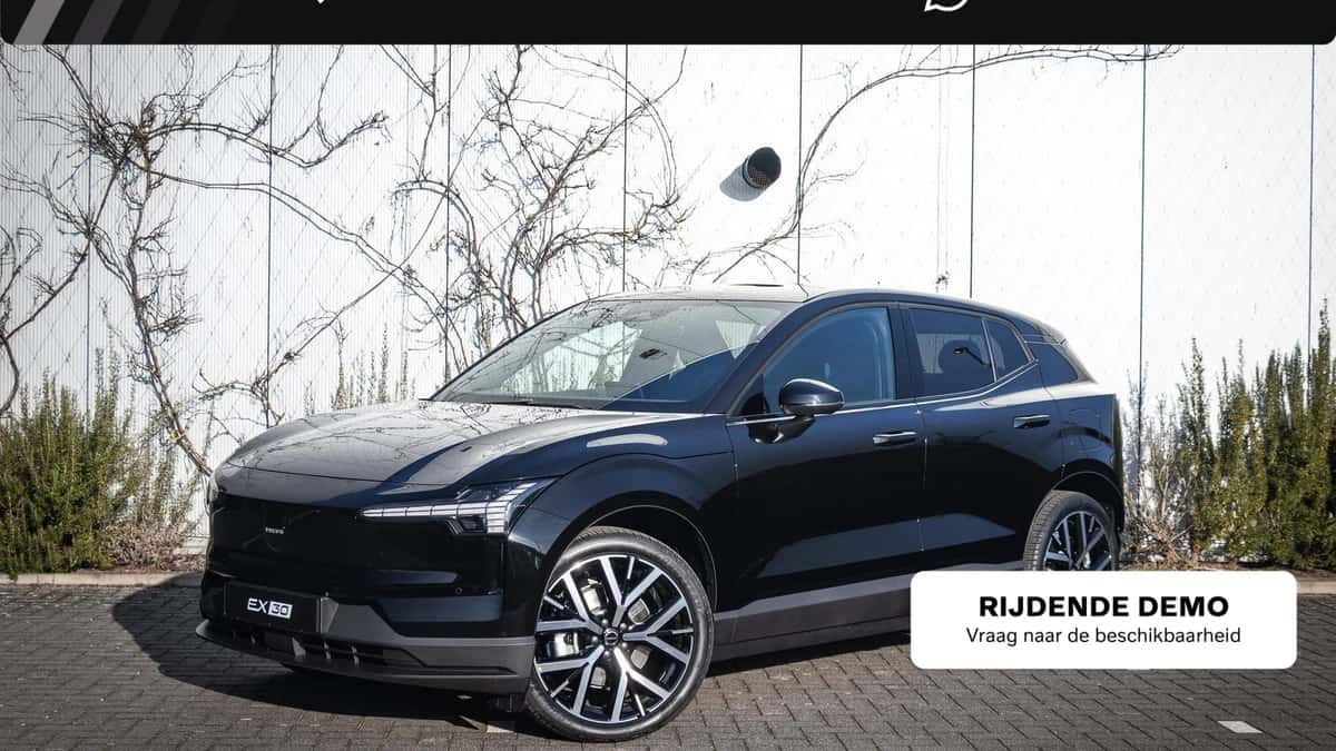 Volvo EX30 — foto 1