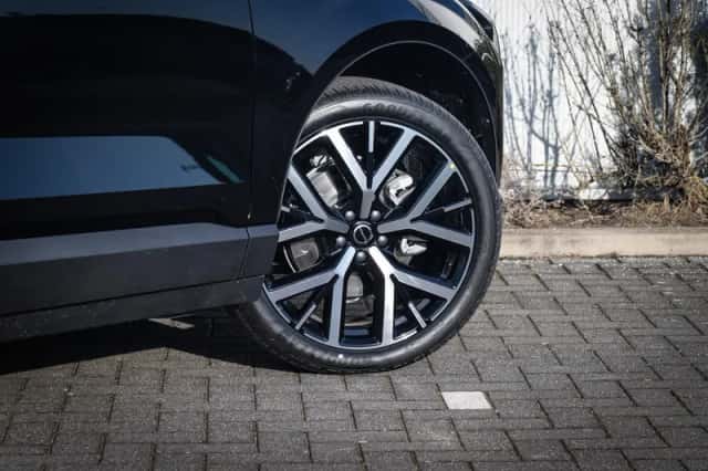 Volvo EX30 (2026) thumbnail 5