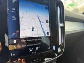 Volvo XC40 thumbnail 9