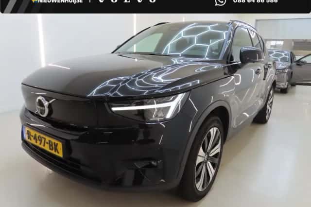 Volvo XC40 (2022) thumbnail 1