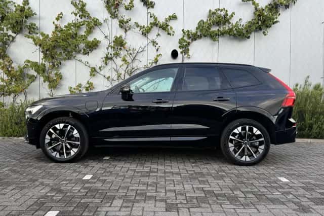 Volvo XC60 (2026) thumbnail 2
