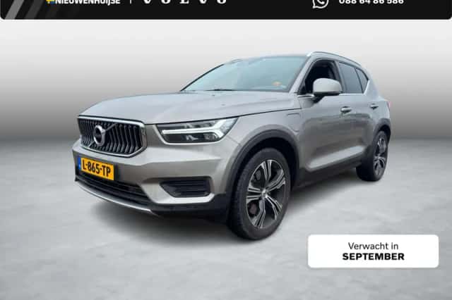 Volvo XC40 (2021) thumbnail 1