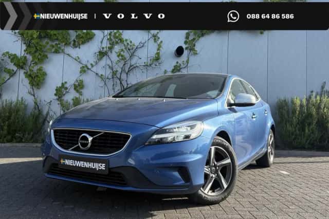 Volvo V40 (2018) thumbnail 1