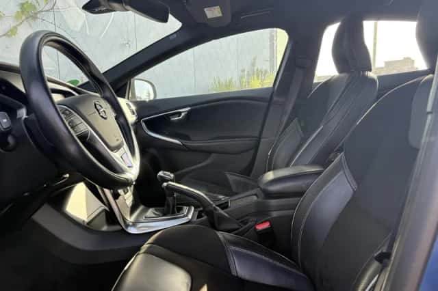 Volvo V40 (2018) thumbnail 5