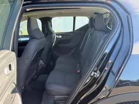 Volvo XC40 thumbnail 15