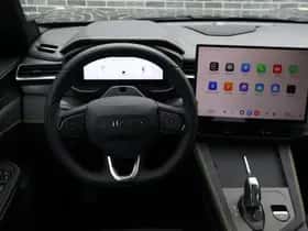 Lynk & Co 01 thumbnail 18