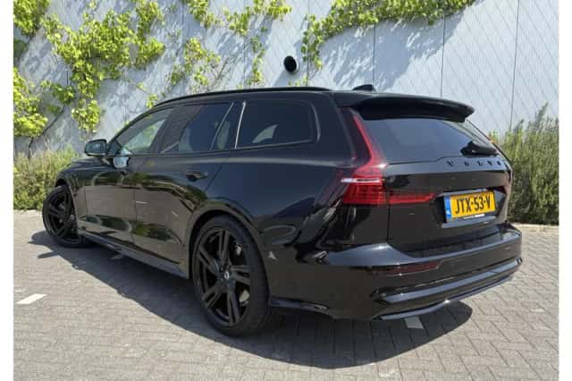 Volvo V60 (2026) thumbnail 3