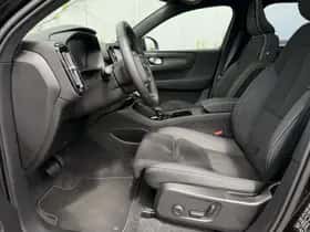 Volvo EX40 (2025) thumbnail 6