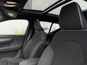 Volvo EX40 (2025) thumbnail 7