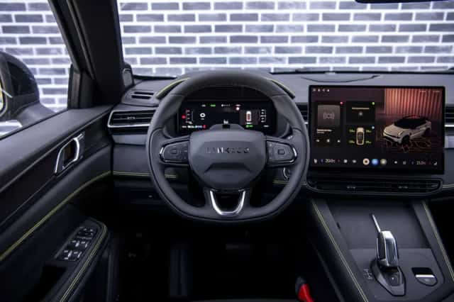 Lynk & Co 01 (2026) thumbnail 6