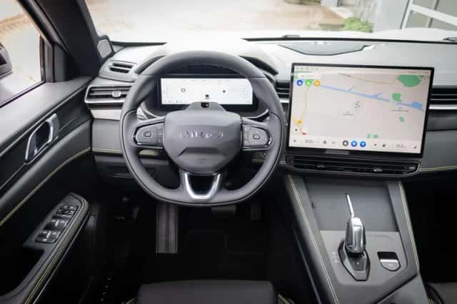 Lynk & Co 01 (2026) thumbnail 2