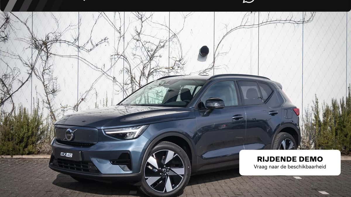 Volvo EX40 — foto 1