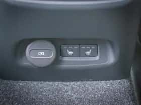 Volvo EX40 thumbnail 13