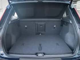 Volvo EX40 thumbnail 6