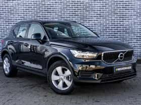 Volvo XC40 (2020) thumbnail 3