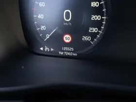 Volvo XC40 (2020) thumbnail 28