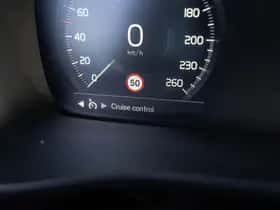 Volvo XC40 (2020) thumbnail 29
