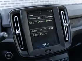 Volvo XC40 (2020) thumbnail 32