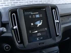 Volvo XC40 (2020) thumbnail 33