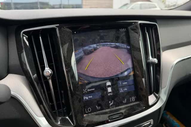 Volvo S60 (2020) thumbnail 3